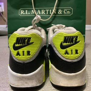 Neon Nike Air Max 90